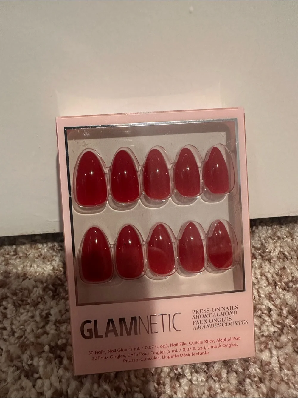 Glamnetic Classic Red Short Almond Glue-On Nails